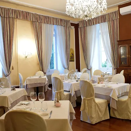 فندق Grand & Des 4*