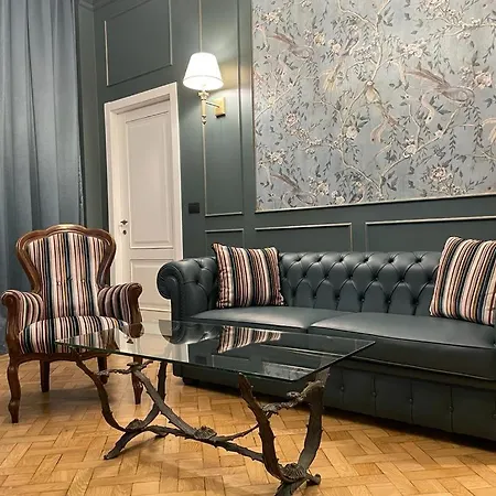 Grand & Des Hotel 4*