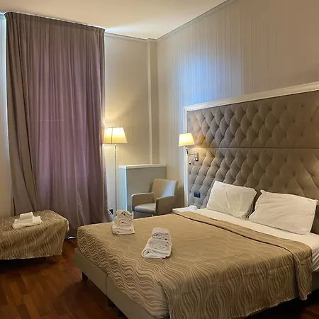 Hotel Grand & Des 4*