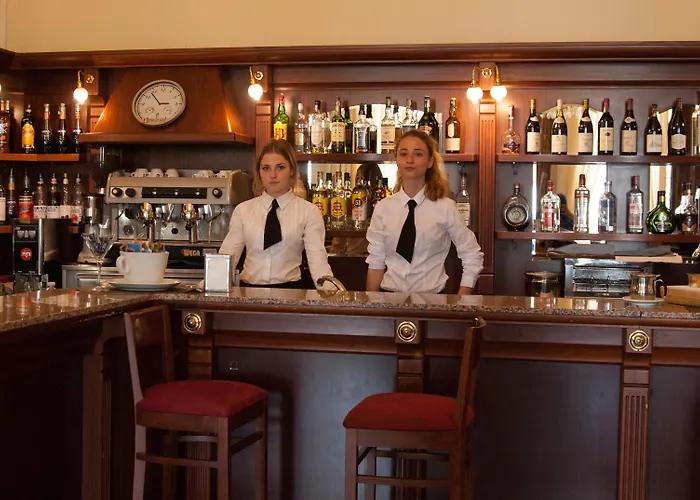 Grand & Des Hotel 4*