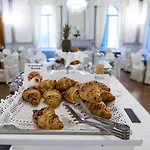 Grand & Des Hotel 4*