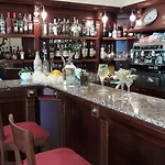 Hotel Grand & Des