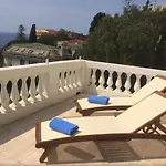 Grand & Des Hotel 4*