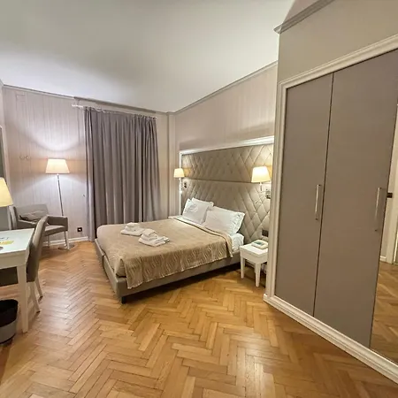 Grand & Des Отель Санремо