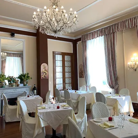 Grand & Des Hotel 4*