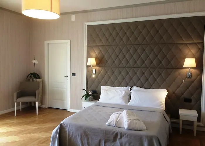 Hotel Grand & Des 4*